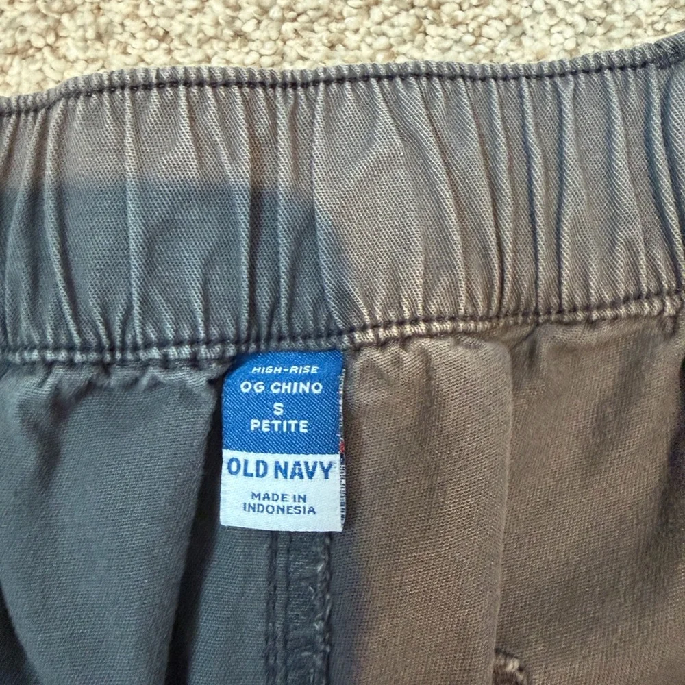 Petite Old Navy Dress Pant - Picture 3 of 3